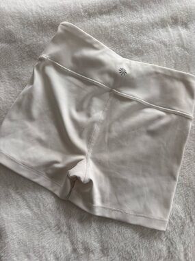 Athleta Girl Chit Chat Activewear Bike Shorts white size 8/10